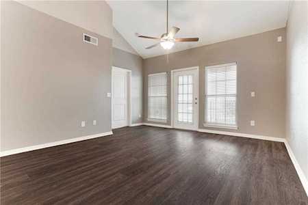 6810 Deatonhill DR #1301 Austin, TX 78745