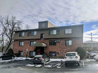 75 Log St #1D Manchester, NH 03102