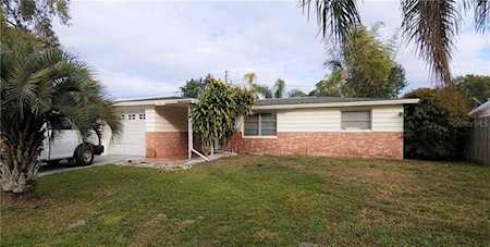 1702 Aqua Ln Holiday, FL 34691