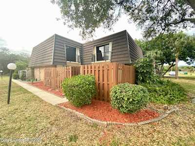 4018 NE Vista Oaks Circle Palm Bay, FL 32905