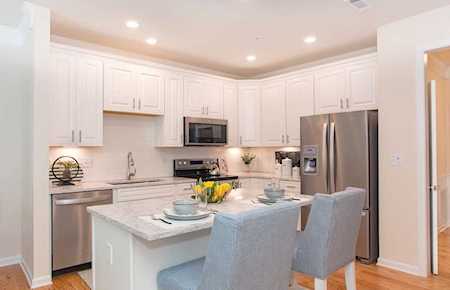 2212 Pennington Drive #212 Walpole, MA 02081