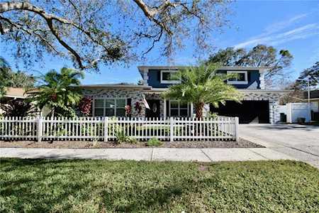 2563 Knotty Pine WAY Clearwater, FL 33761