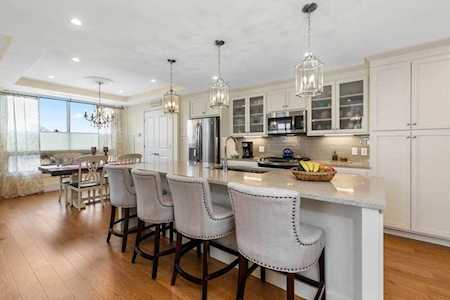201 Elliott St #403 Beverly, MA 01915
