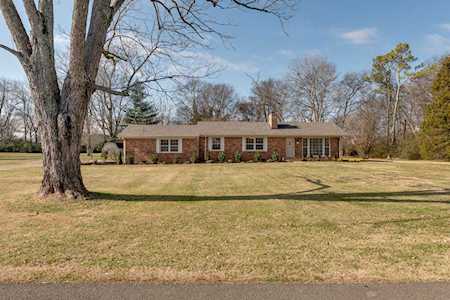 201 Crestview St Chapel Hill, TN 37034