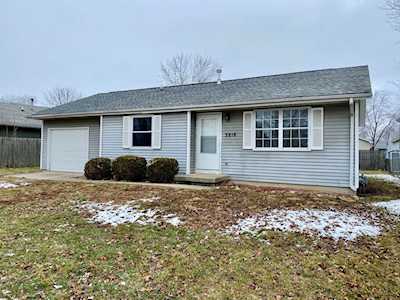 3216 W John St Champaign, IL 61821