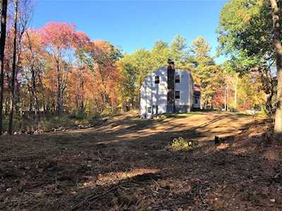 54 Turner Rd Charlton, MA 01507