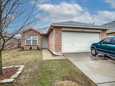 1002 Oak Hollow Lane Anna, TX 75409