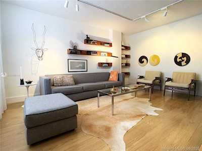 949 Pennsylvania Ave #407 Miami Beach, FL 33139