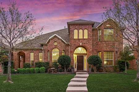 1055 Crystal Lake Drive Frisco, TX 75036