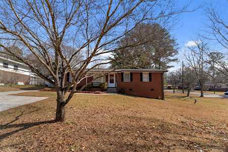 992 Hawthorne Way Marietta, GA 30062