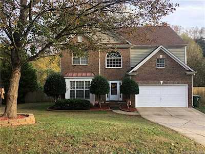 127 Creekside Dr Fort Mill, SC 29715