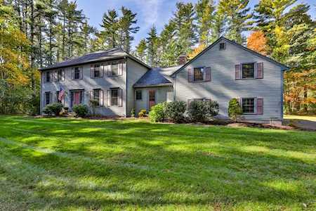 18 Forest Lane Boxford, MA 01921