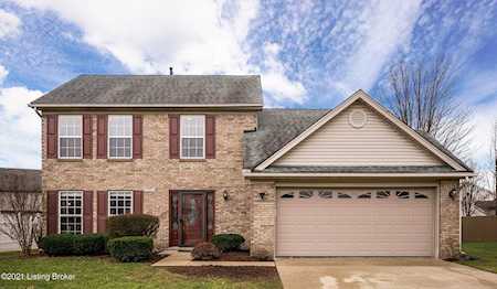 5712 Waveland Cir Prospect, KY 40059