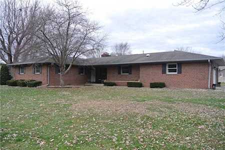 7698 Burns Dr Brownsburg, IN 46112