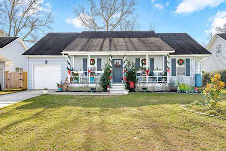 553 Beechcraft St Charleston, SC 29407