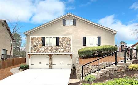 10080 Kinross Rd Roswell, GA 30076