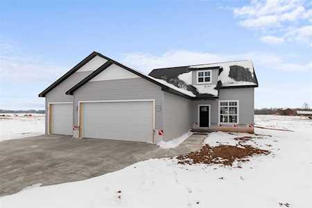 1851 Red Fox Ln Kaukauna, WI 54130