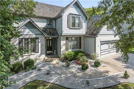 7906 NW Twilight Place Parkville, MO 64152
