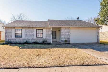 7112 Chatham Road North Richland Hills, TX 76182