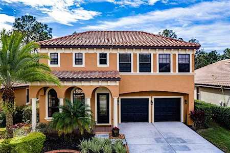8239 Dunham Station Dr Tampa, FL 33647