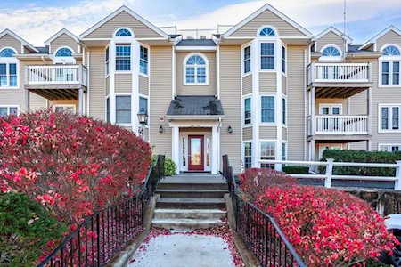 1303 Carriage Ln #1303 Taunton, MA 02780