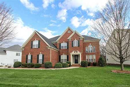 11024 Fountaingrove Dr Charlotte, NC 28262