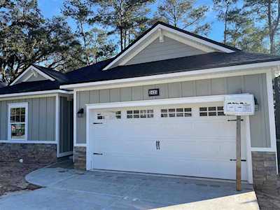2435 Ludmila Ln Tallahassee, FL 32303