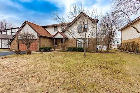 529 Northport Dr Elk Grove Village, IL 60007