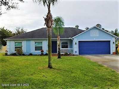 1560 Pentax Avenue Titusville, FL 32796