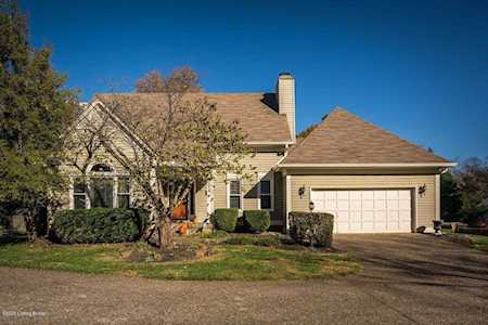 319 Wood Rd Louisville, KY 40222