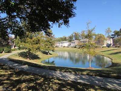 1152 Farrcroft Way Virginia Beach, VA 23455