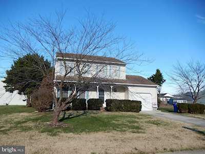 225 Sheffield Dr Dover, DE 19901