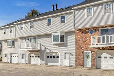91 Frederick St #77 Dracut, MA 01826