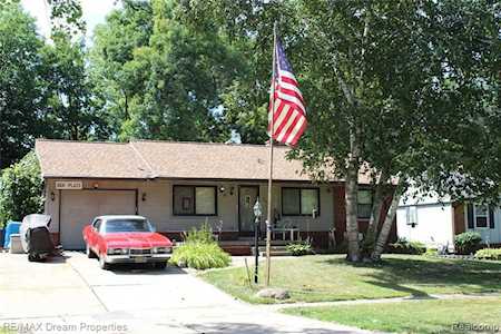 669 Lyon Blvd South Lyon, MI 48178