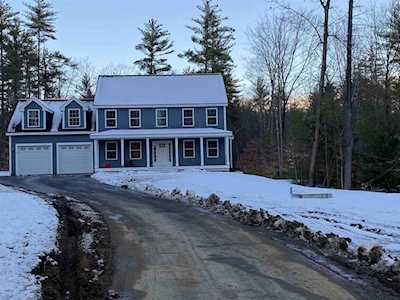 6 Riley Rd Mont Vernon, NH 03057