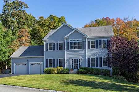 14 Brookmeadow Ln Grafton, MA 01560