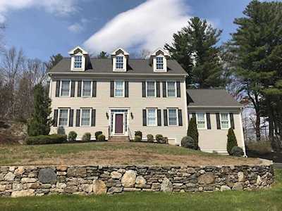 15 Stirrup Brook Lane Northborough, MA 01532