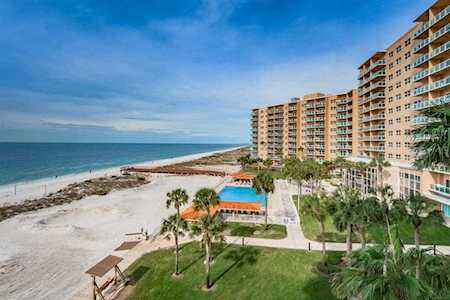 880 Mandalay Ave #S403 Clearwater, FL 33767