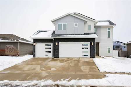 6404 S El Dorado Ave Sioux Falls, SD 57108