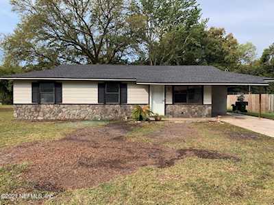 409 Roberts Circle Cir Green Cove Springs, FL 32043