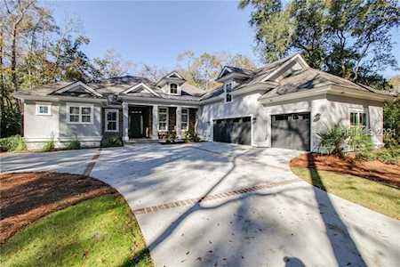 11 Mead Ln Hilton Head Island, SC 29926