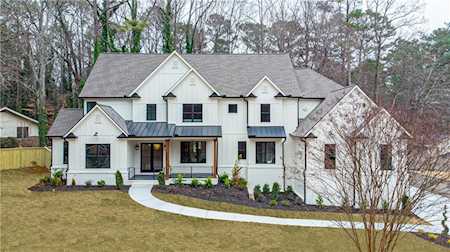 4885 Cambridge Dr Dunwoody, GA 30338
