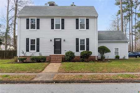 2109 Tall Pines Bend Virginia Beach, VA 23456