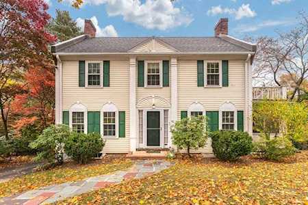 46 Temple St Arlington, MA 02476