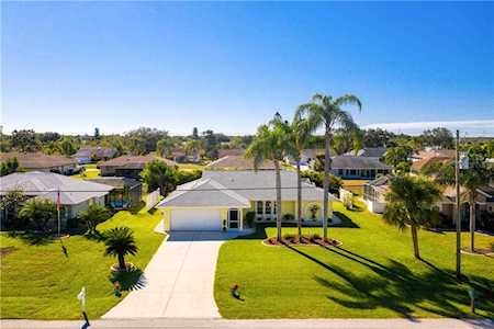 15 Mariner Ln Rotonda West, FL 33947