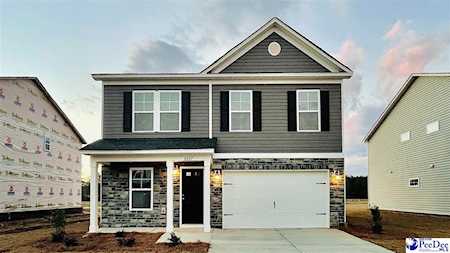 3037 Starling Dr Effingham, SC 29541