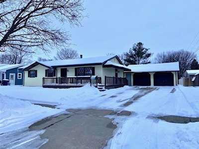 2113 Crestview St Janesville, WI 53546