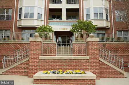 1860 Stratford Park Place #403 Reston, VA 20190