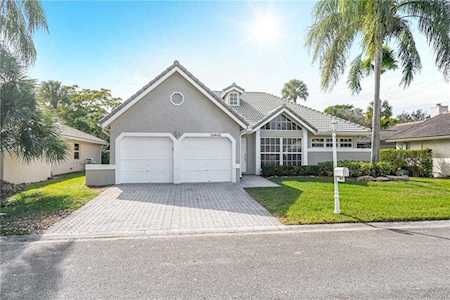 10642 NW 16th St Coral Springs, FL 33071