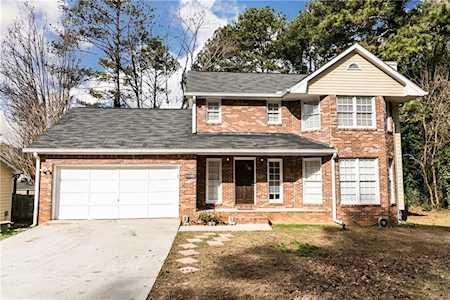 3551 Birchwood Trl Snellville, GA 30078